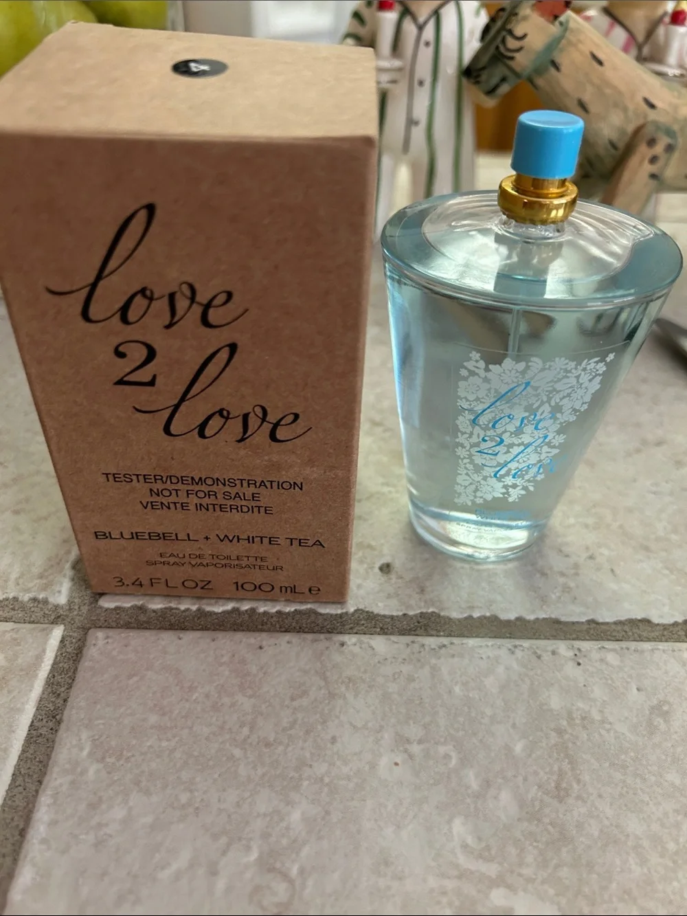 Bluebell & White Tea Setting Spray - Light Blue